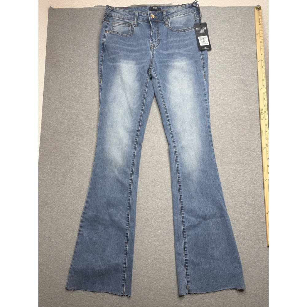 NEW Size 29 True Religion Becca Raw Hem Mid Rise Bootcut Medium Cloudless Jean